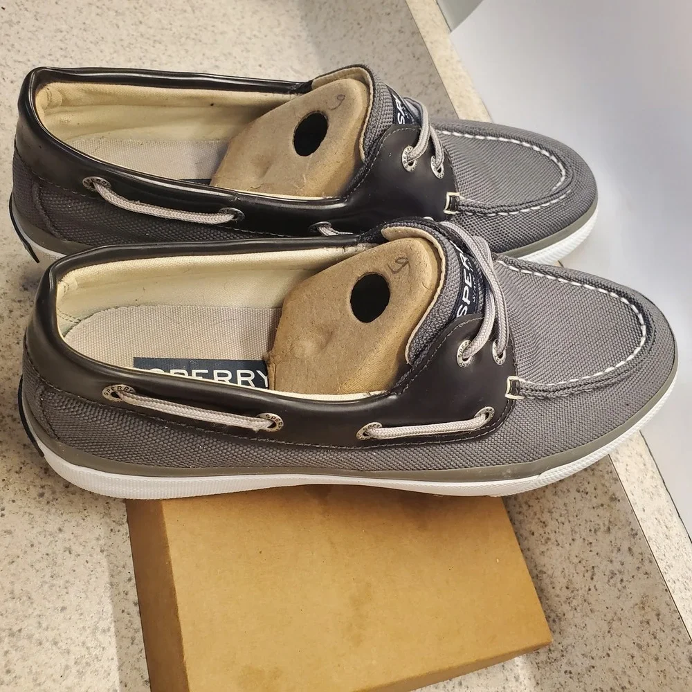Men's Sperry Halyard Gray Canvas 2-Eye Cross Lace  Boat Shoe Size 9.5 Top Siders